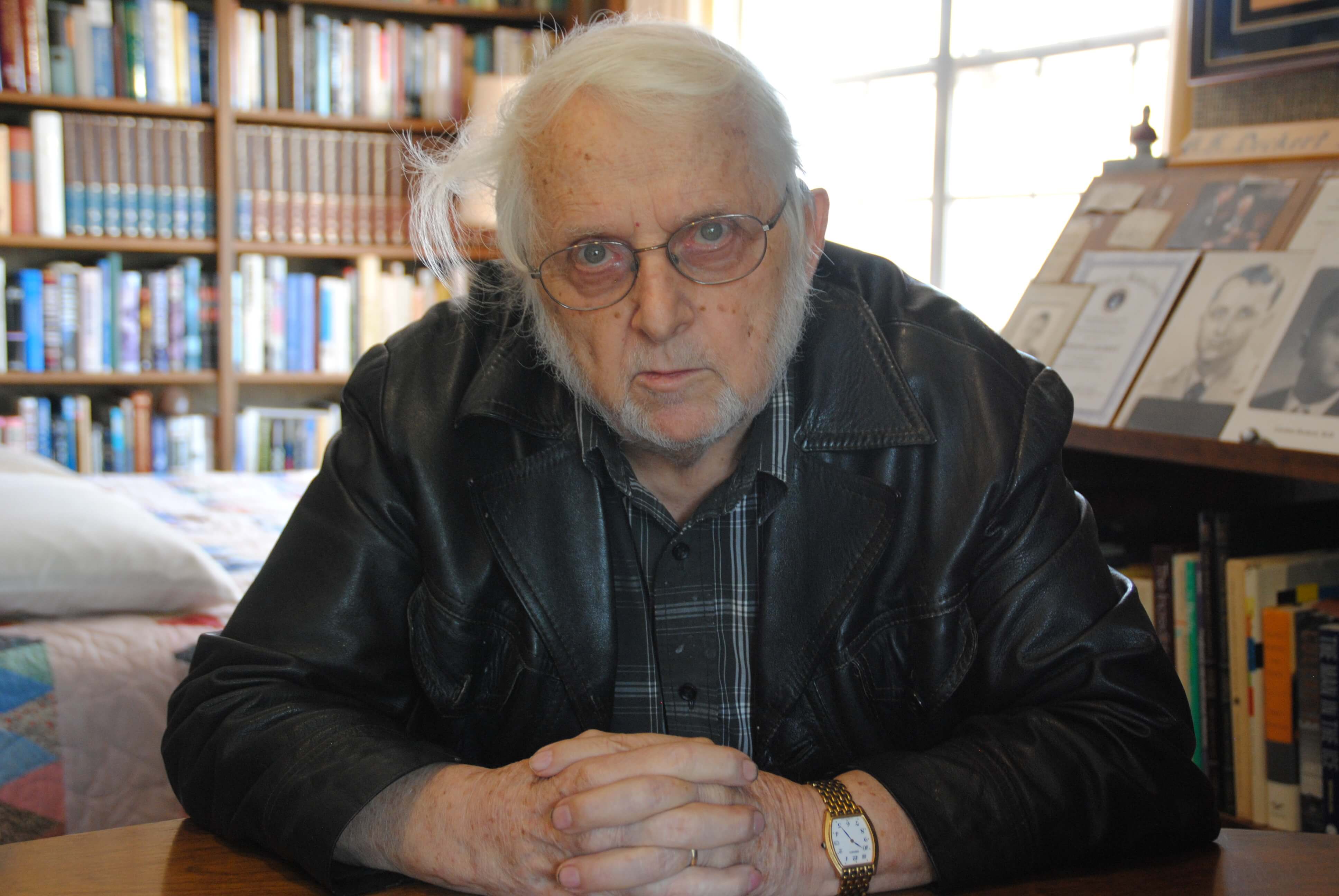 Dr. Gordon Deckert
