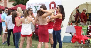 Photos: A Saturday afternoon in September Saturday afternoon tailgate