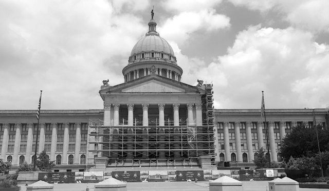 CapitolBW special session