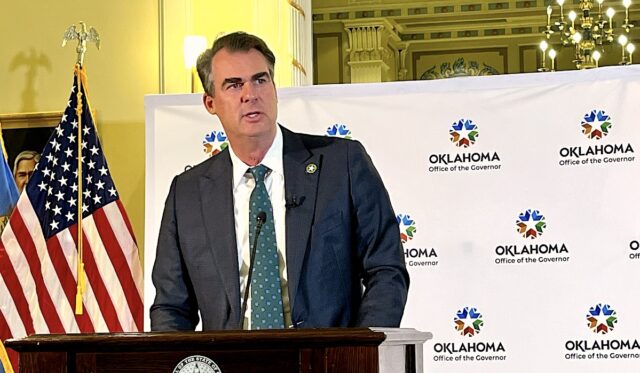 Stitt to play in elections