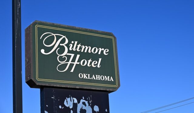 Biltmore Sign 01-16-26 Dawawn McCoy