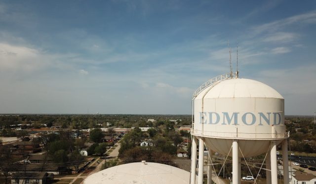 Edmond water tower